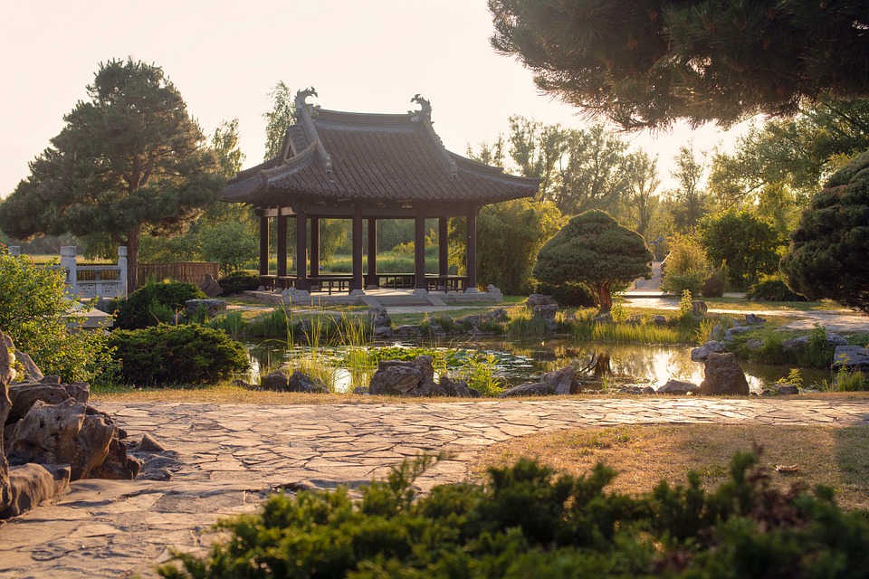 Serenity Pervaded Chinese Gardens of the Ming Dynasty